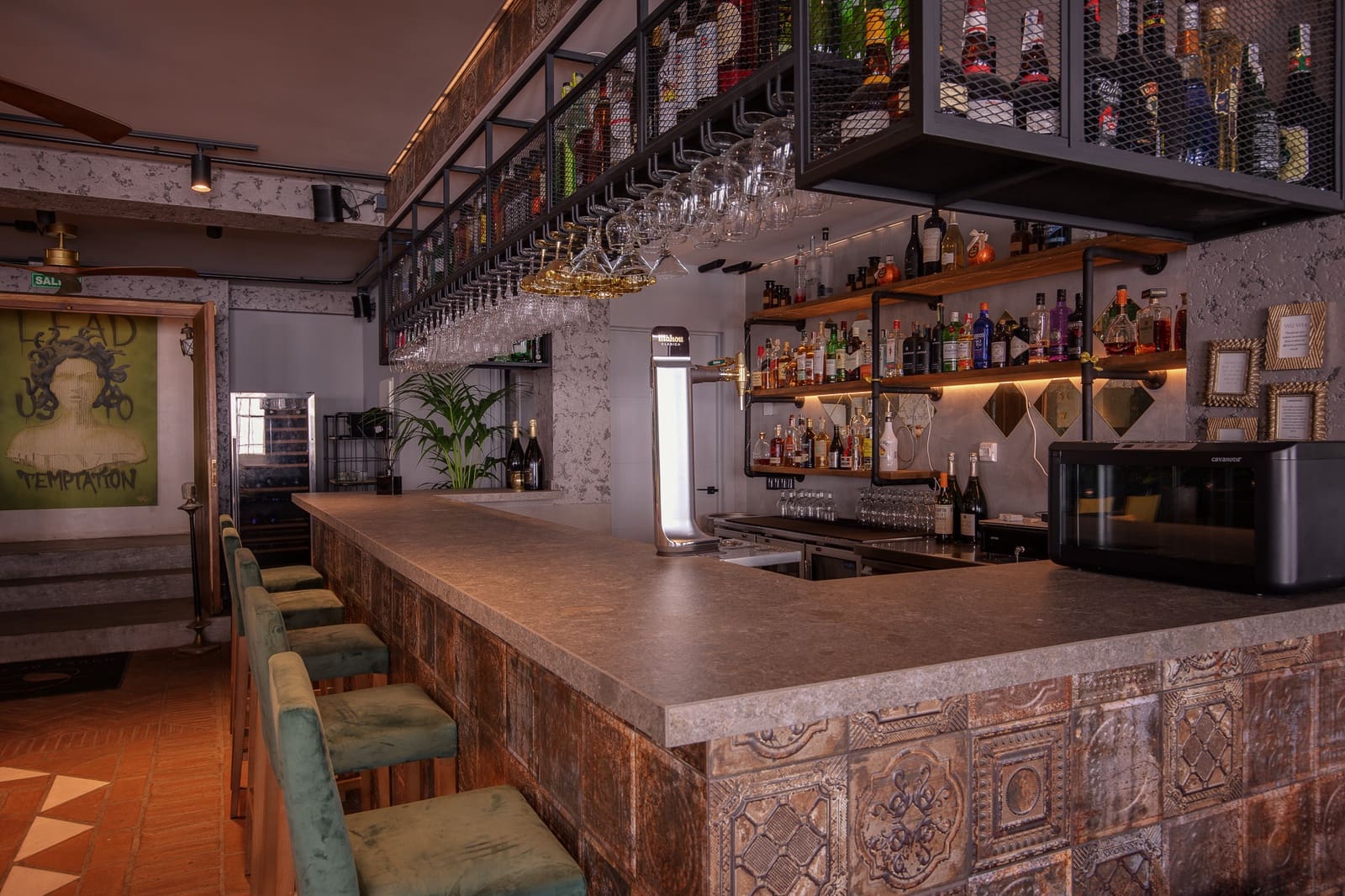 Erhverv til salg i Benahavis - € 1.390.000 (Ref: 8905920)