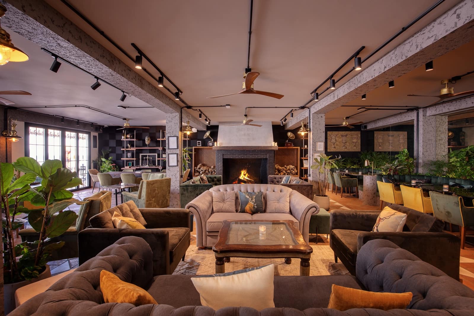 Erhverv til salg i Benahavis - € 1.390.000 (Ref: 8905920)