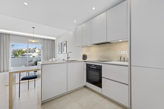 3 Zimmer Penthouse zu verkaufen in Marbella mit Pool Garage - 669.000 € (Ref: 8905927)