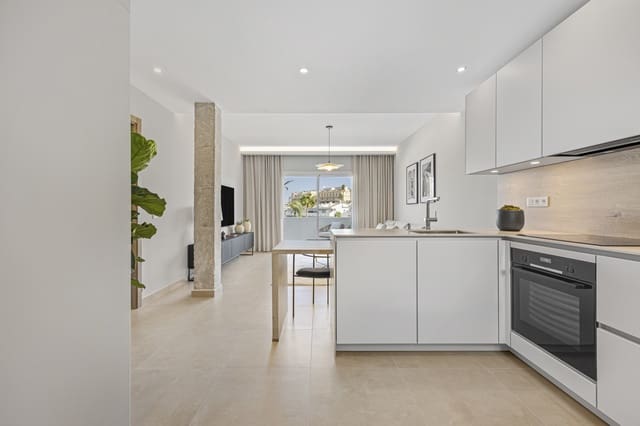 3 Zimmer Penthouse zu verkaufen in Marbella mit Pool Garage - 669.000 € (Ref: 8905927)