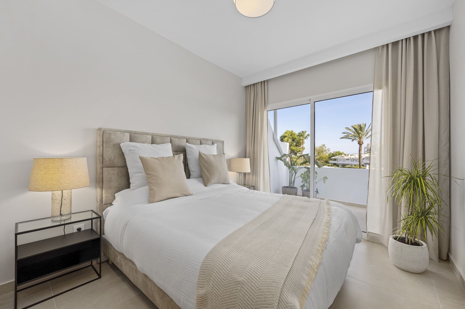 3 bedroom Penthouse for sale in Marbella with pool garage - € 669,000 (Ref: 8905927)