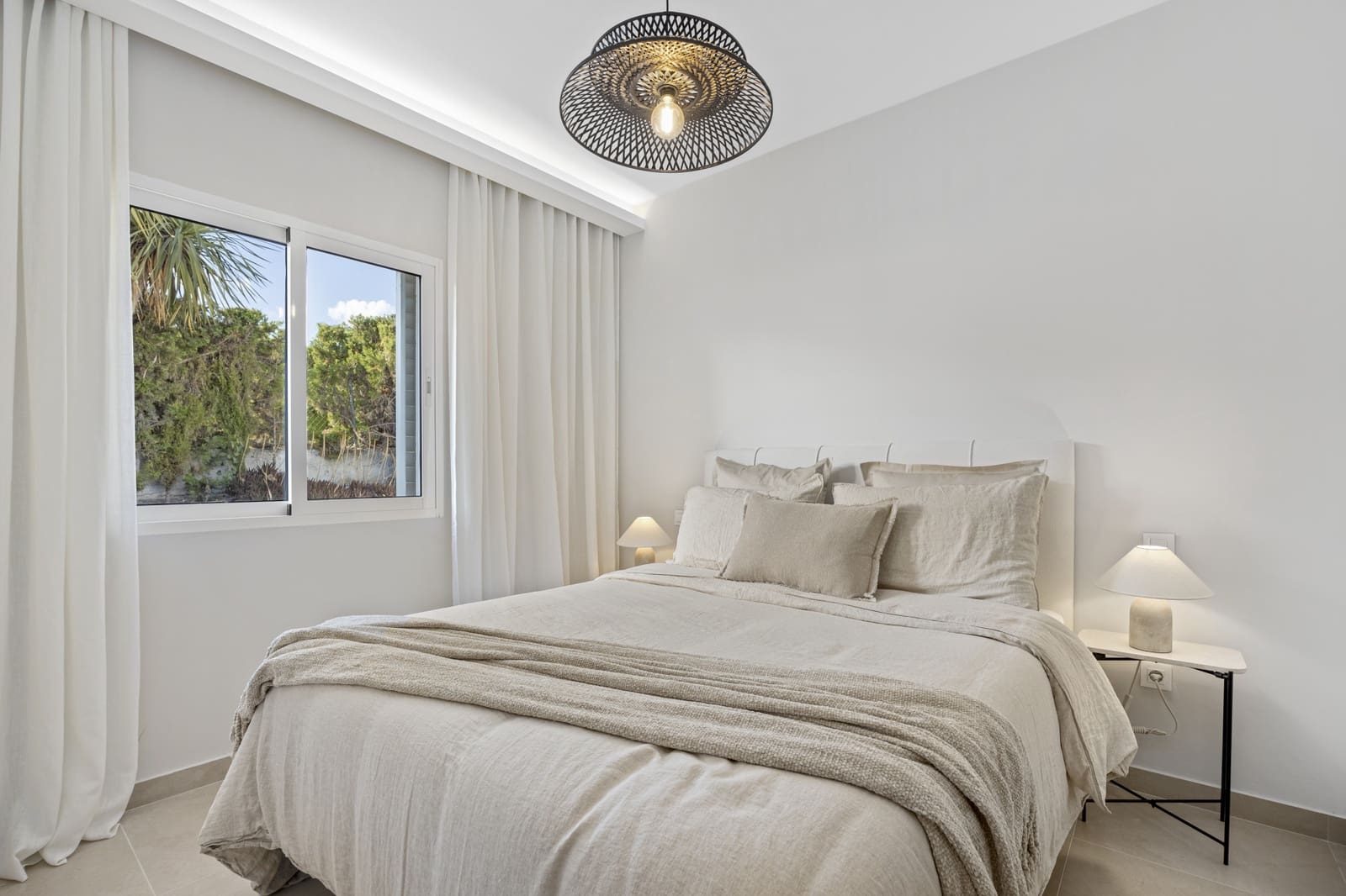 3 bedroom Penthouse for sale in Marbella with pool garage - € 669,000 (Ref: 8905927)