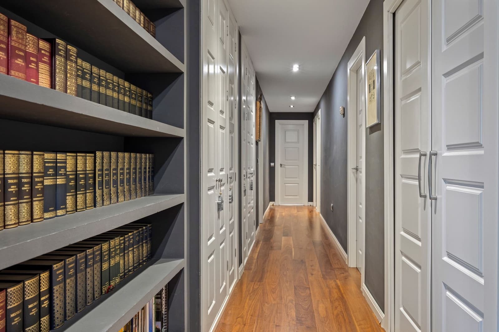 4 sypialnia Apartament na sprzedaż w Miasto Malaga z garażem - 1 150 000 € (Ref: 8905931)