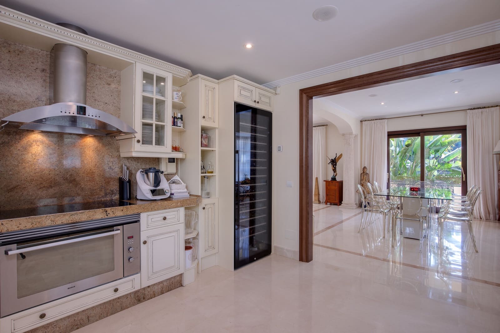 6 soveværelse Villa til salg i Los Arqueros med swimmingpool garage - € 2.375.000 (Ref: 8905938)