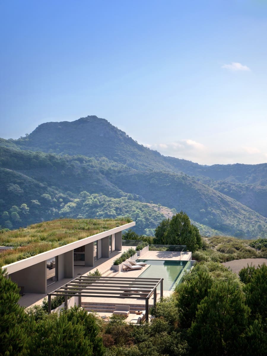 5 bedroom Villa for sale in Benahavis with pool garage - € 4,600,000 (Ref: 8912678)