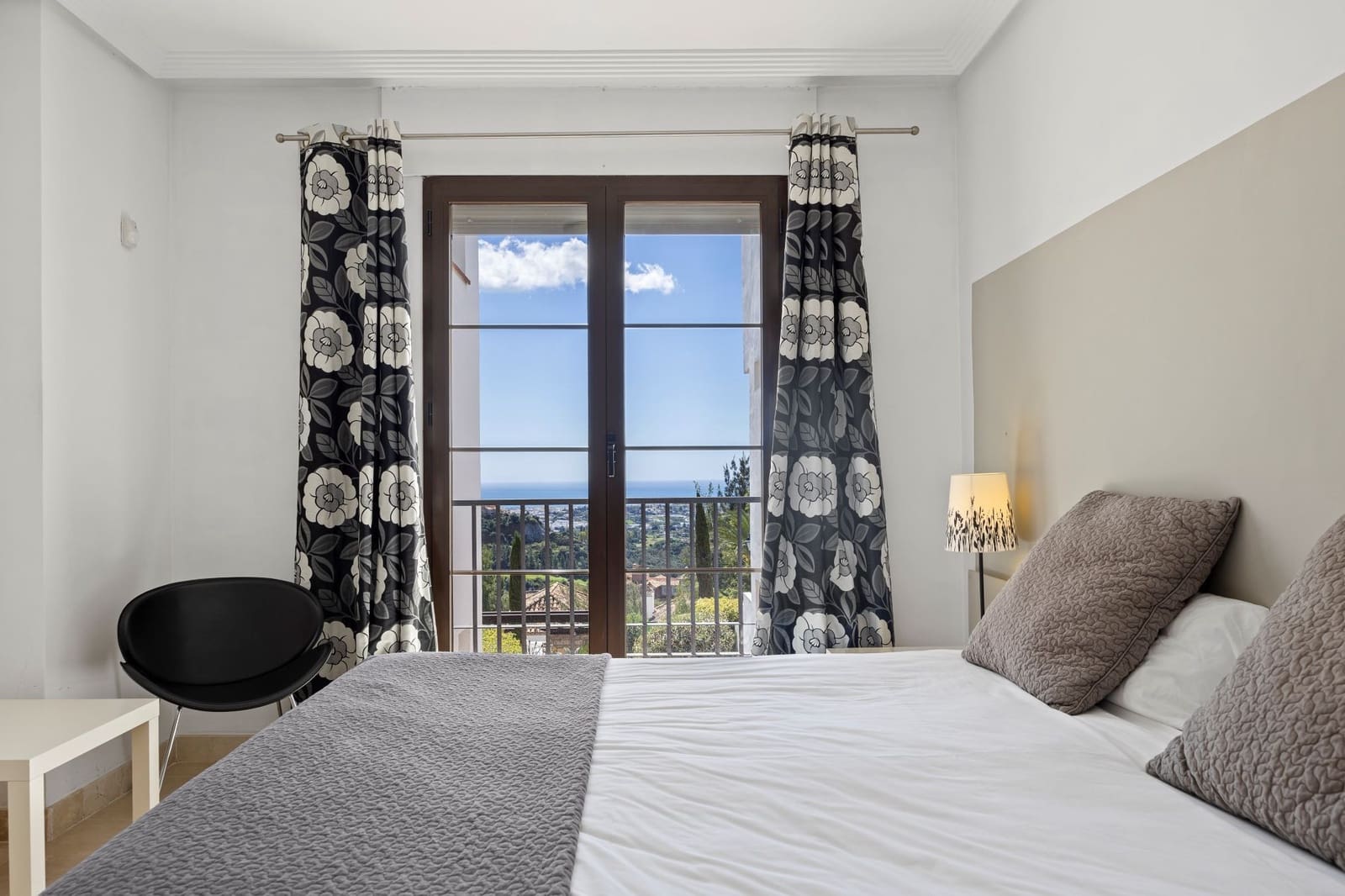 3 quarto Apartamento para venda em Los Arqueros com piscina garagem - 495 000 € (Ref: 8942697)