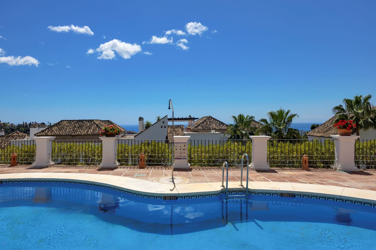 3 quarto Apartamento para venda em Los Arqueros com piscina garagem - 495 000 € (Ref: 8942697)