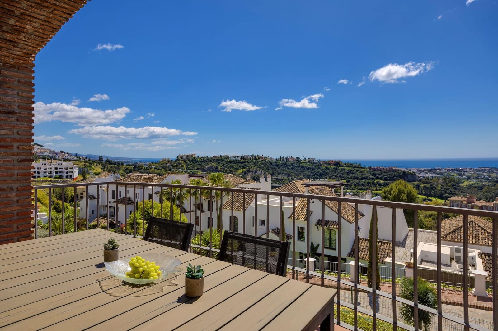 3 quarto Apartamento para venda em Los Arqueros com piscina garagem - 495 000 € (Ref: 8942697)