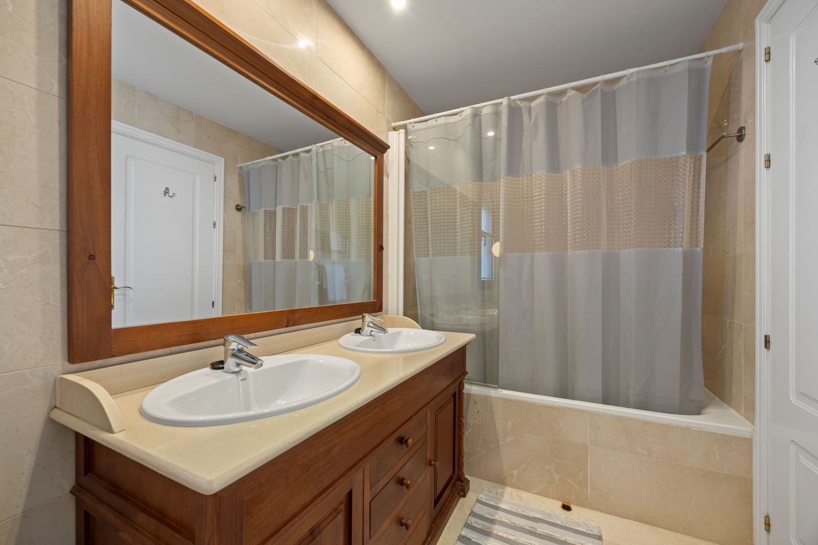 3 quarto Apartamento para venda em Los Arqueros com piscina garagem - 495 000 € (Ref: 8942697)