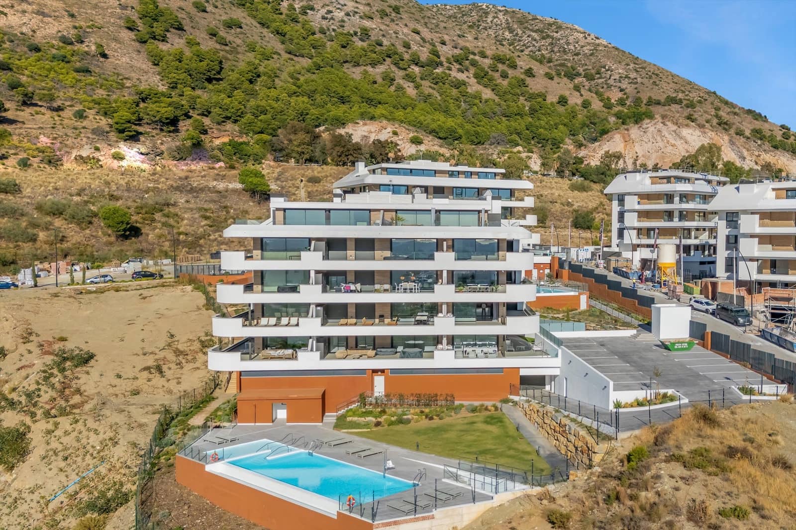3 soveværelse Lejlighed til salg i Fuengirola med swimmingpool garage - € 786.000 (Ref: 9233128)