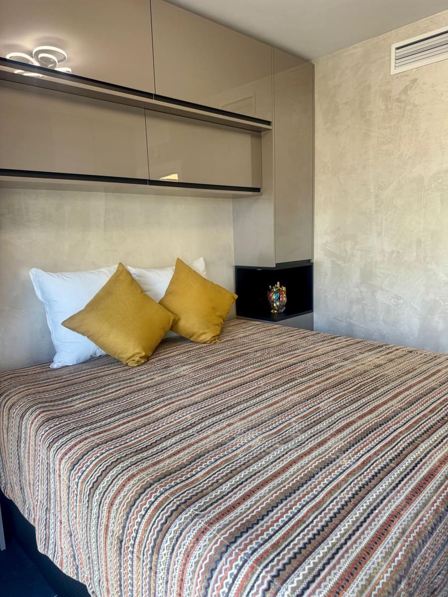 1 soverom Penthouse til salgs i Los Arqueros med svømmebasseng garasje - € 750 000 (Ref: 9233130)