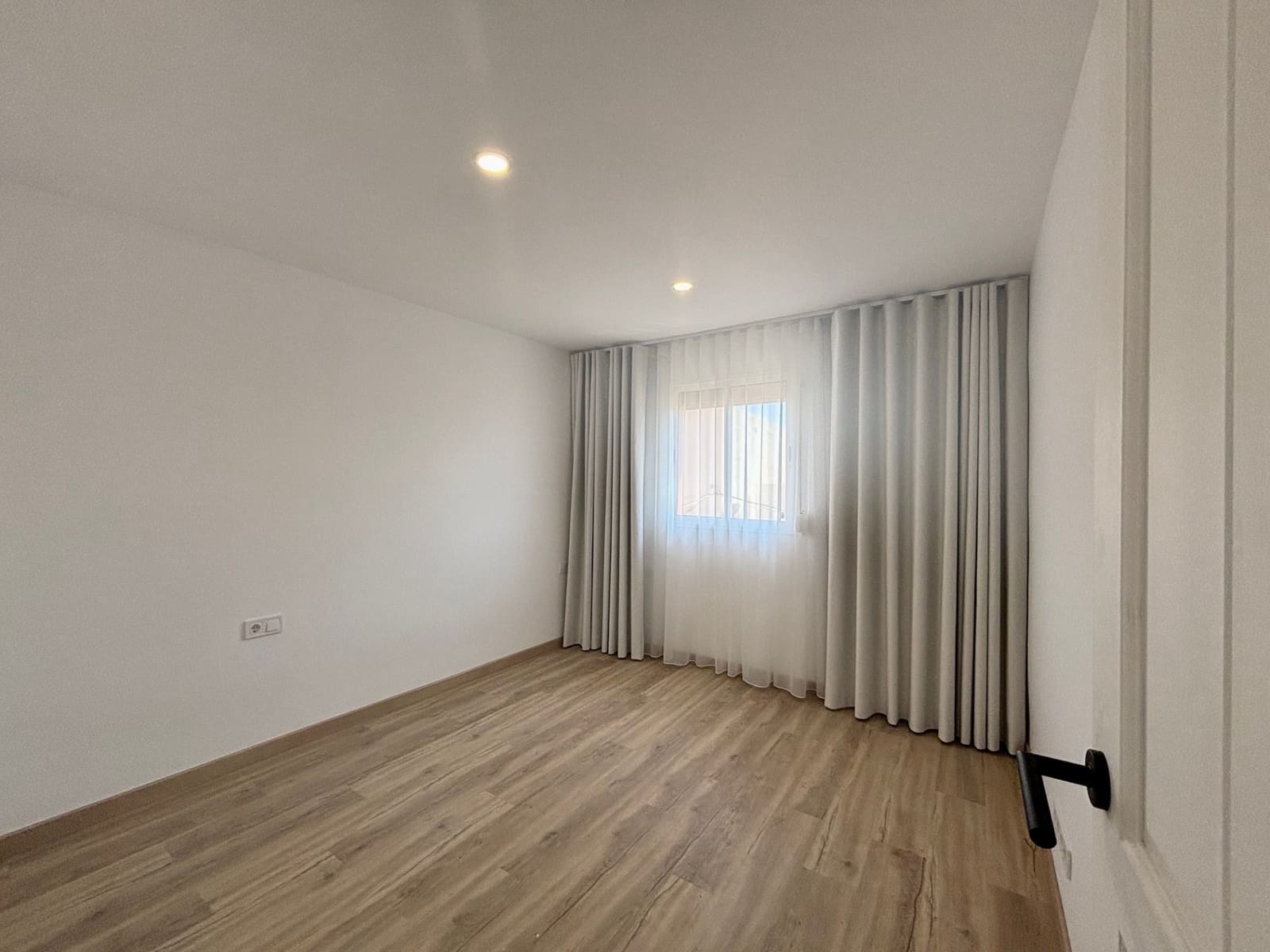 2 makuuhuone Omakotitalo myytävänä paikassa Velez-Malaga - 209 000 € (Ref: 9233135)