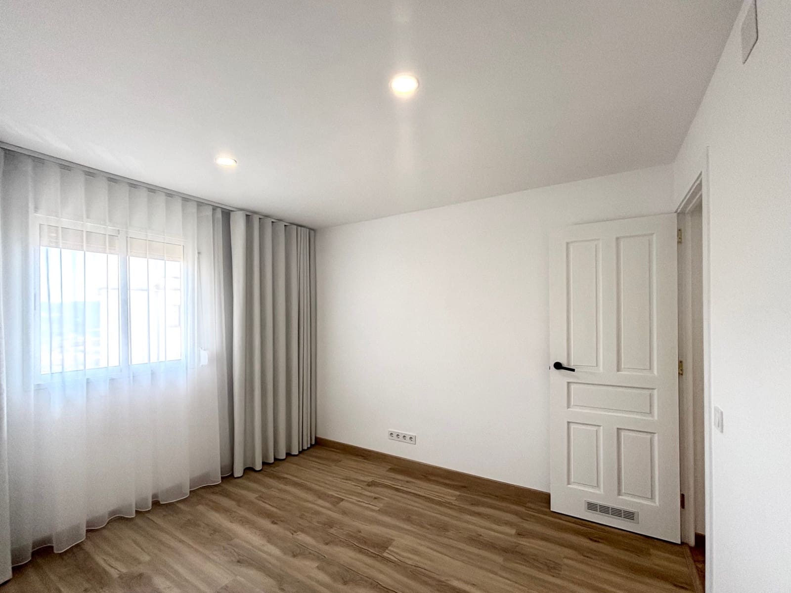 2 makuuhuone Omakotitalo myytävänä paikassa Velez-Malaga - 209 000 € (Ref: 9233135)