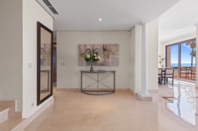 3 Zimmer Apartment zu verkaufen in El Velerín, Estepona mit Pool Garage - 1.700.000 € (Ref: 9233139)