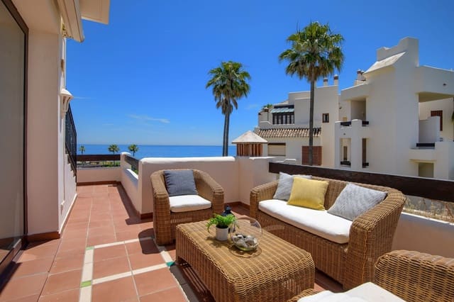 3 Zimmer Apartment zu verkaufen in El Velerín, Estepona mit Pool Garage - 1.700.000 € (Ref: 9233139)