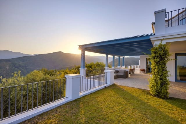 5 Zimmer Villa zu verkaufen in Montemayor - Marbella Club, Benahavís mit Pool Garage - 4.750.000 € (Ref: 9233140)