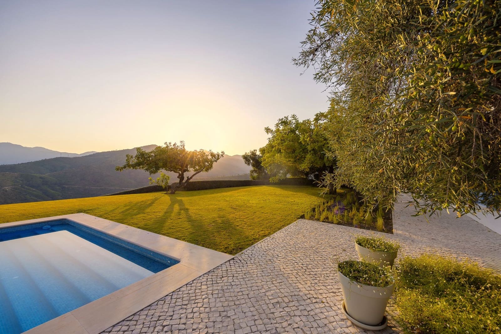 5 soveværelse Villa til salg i Benahavis med swimmingpool garage - € 4.750.000 (Ref: 9233140)