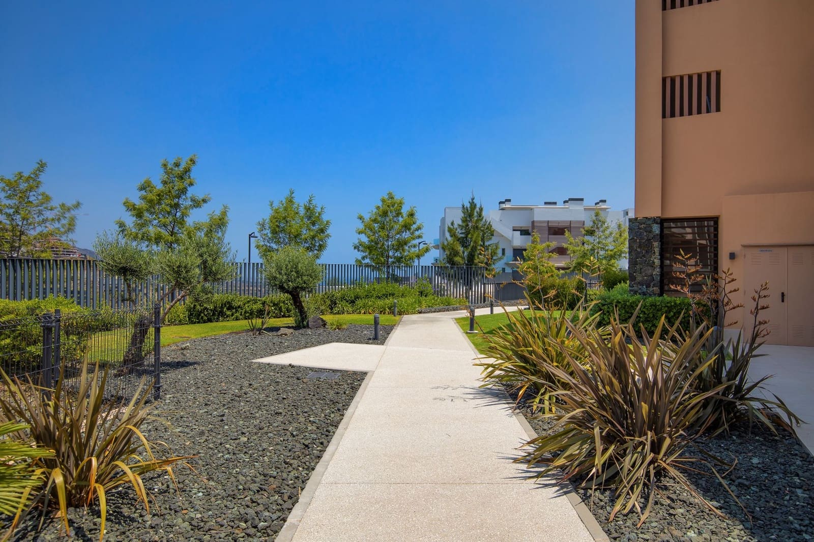 3 slaapkamer Appartement te koop in Benahavis met zwembad garage - € 1.150.000 (Ref: 9312415)