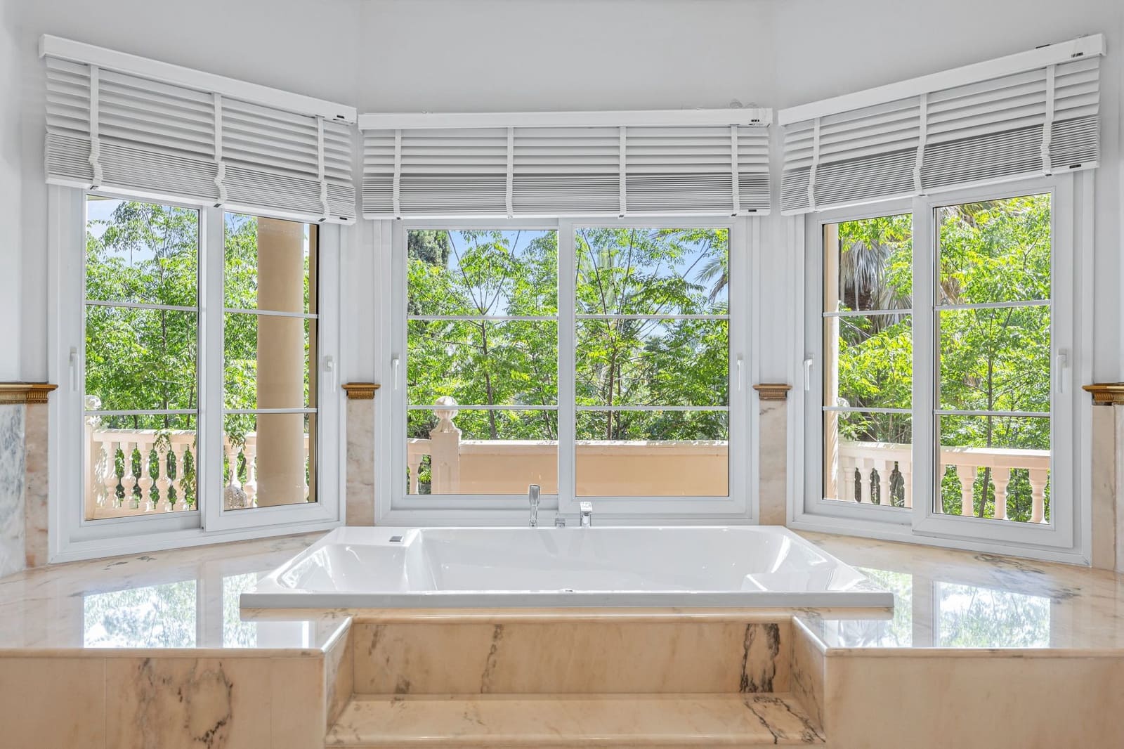 9 bedroom Villa for sale in Marbella with pool garage - € 7,900,000 (Ref: 9312416)