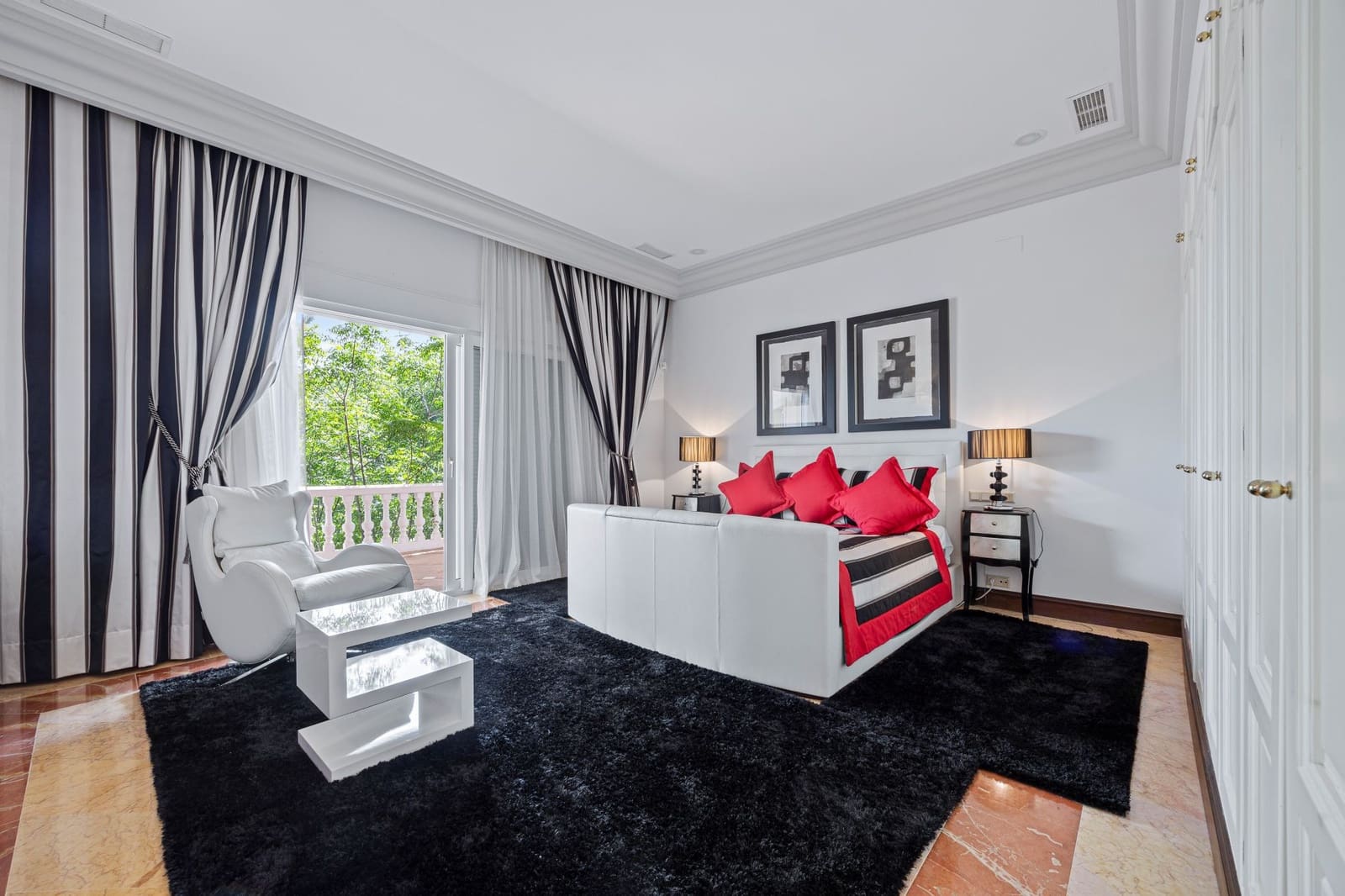 9 bedroom Villa for sale in Marbella with pool garage - € 7,900,000 (Ref: 9312416)