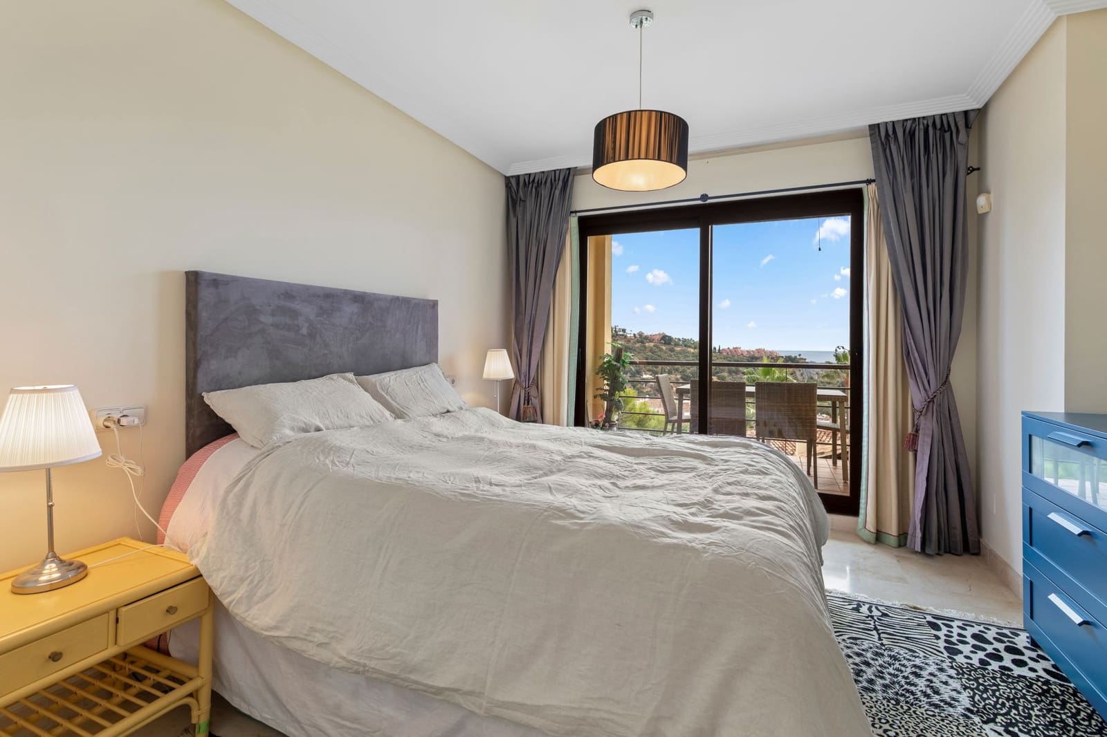 3 bedroom Apartment for sale in Los Arqueros with pool garage - € 520,000 (Ref: 9349095)