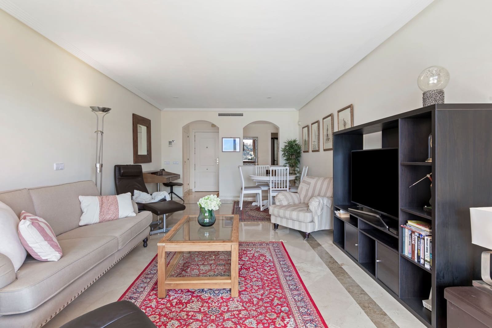 3 bedroom Apartment for sale in Los Arqueros with pool garage - € 520,000 (Ref: 9349095)