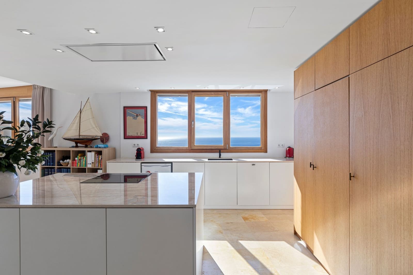 3 sypialnia Penthouse na sprzedaż w Marbella z basenem garażem - 795 000 € (Ref: 9385183)