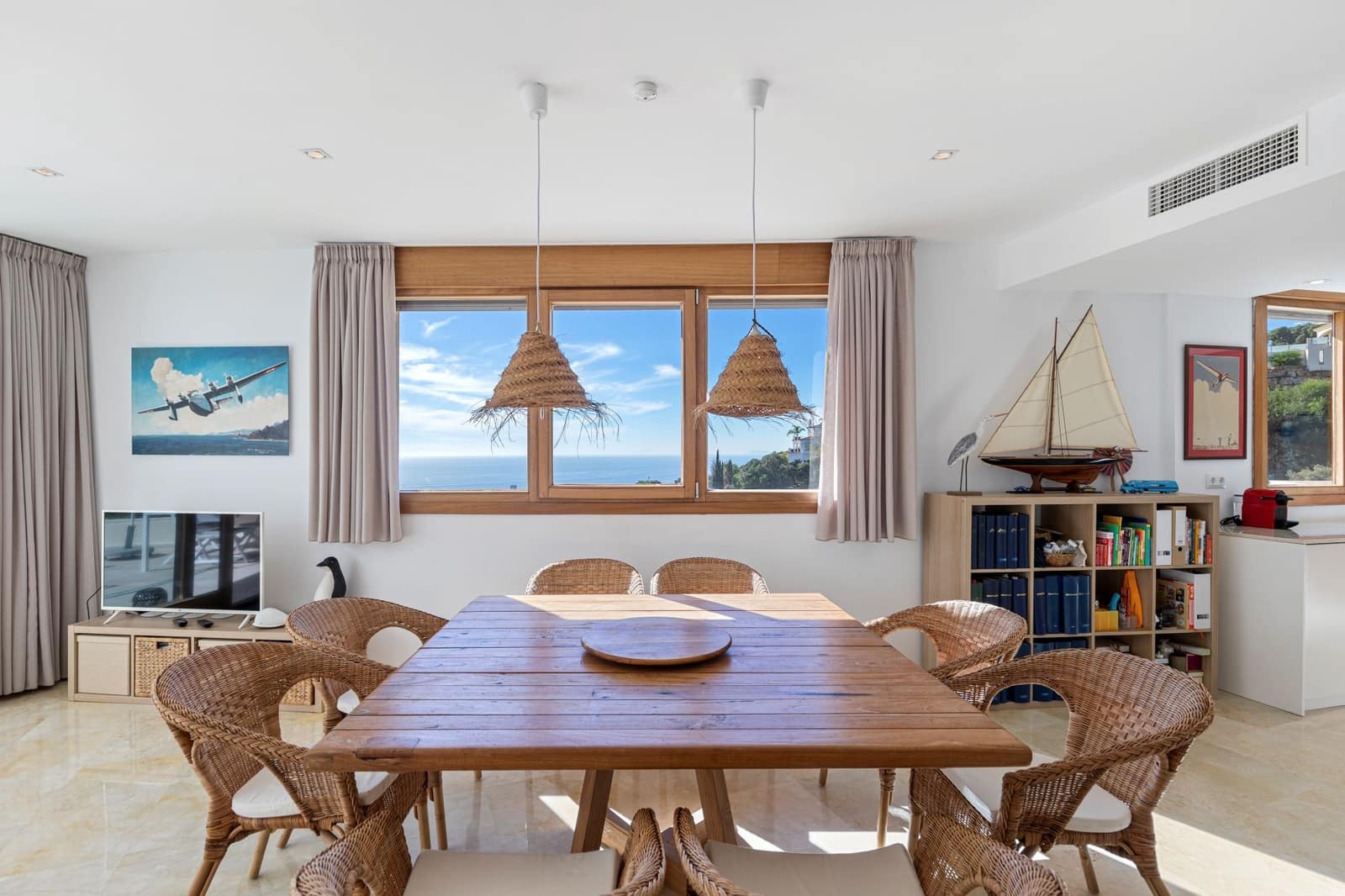 3 sypialnia Penthouse na sprzedaż w Marbella z basenem garażem - 795 000 € (Ref: 9385183)