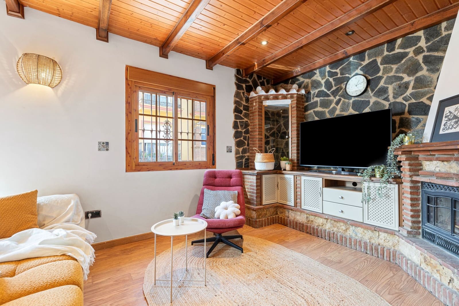 4 bedroom Townhouse for sale in Mijas Costa with garage - € 375,000 (Ref: 9413747)