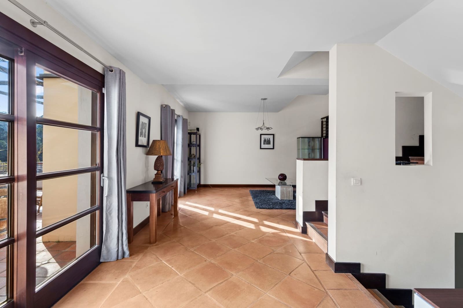 4 soverom Hus til salgs i Benahavis med svømmebasseng garasje - € 425 000 (Ref: 9451982)