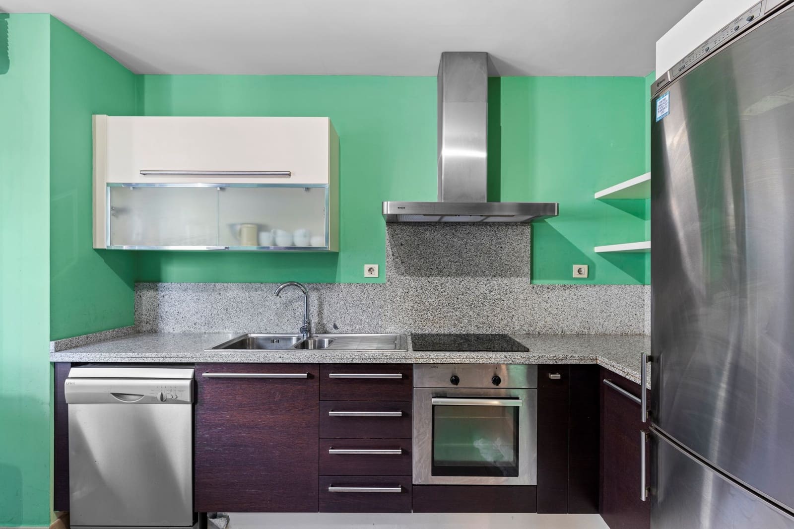 4 soverom Hus til salgs i Benahavis med svømmebasseng garasje - € 425 000 (Ref: 9451982)