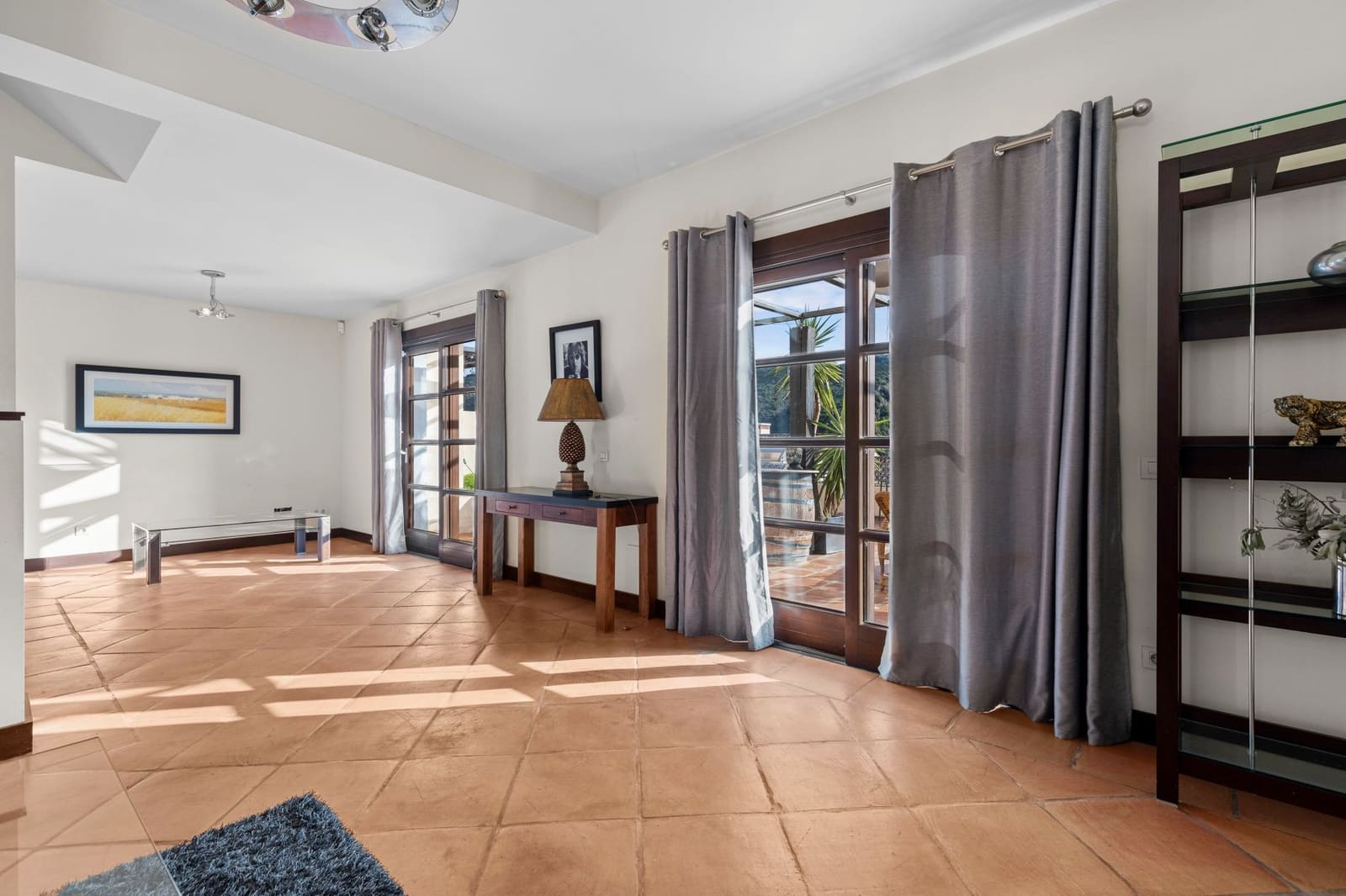 4 soverom Hus til salgs i Benahavis med svømmebasseng garasje - € 425 000 (Ref: 9451982)