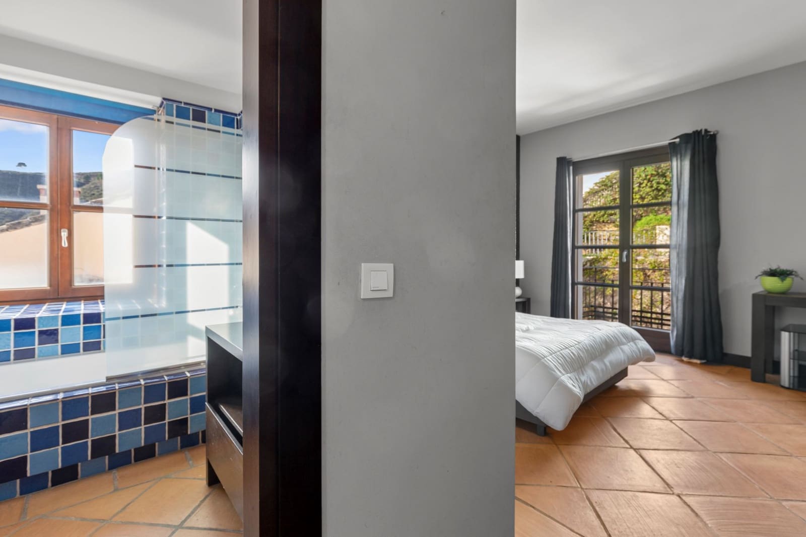 4 soverom Hus til salgs i Benahavis med svømmebasseng garasje - € 425 000 (Ref: 9451982)