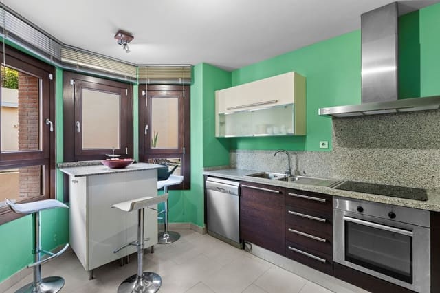 4 soverom Hus til salgs i Benahavís pueblo, Benahavís med svømmebasseng garasje - € 425 000 (Ref: 9451982)