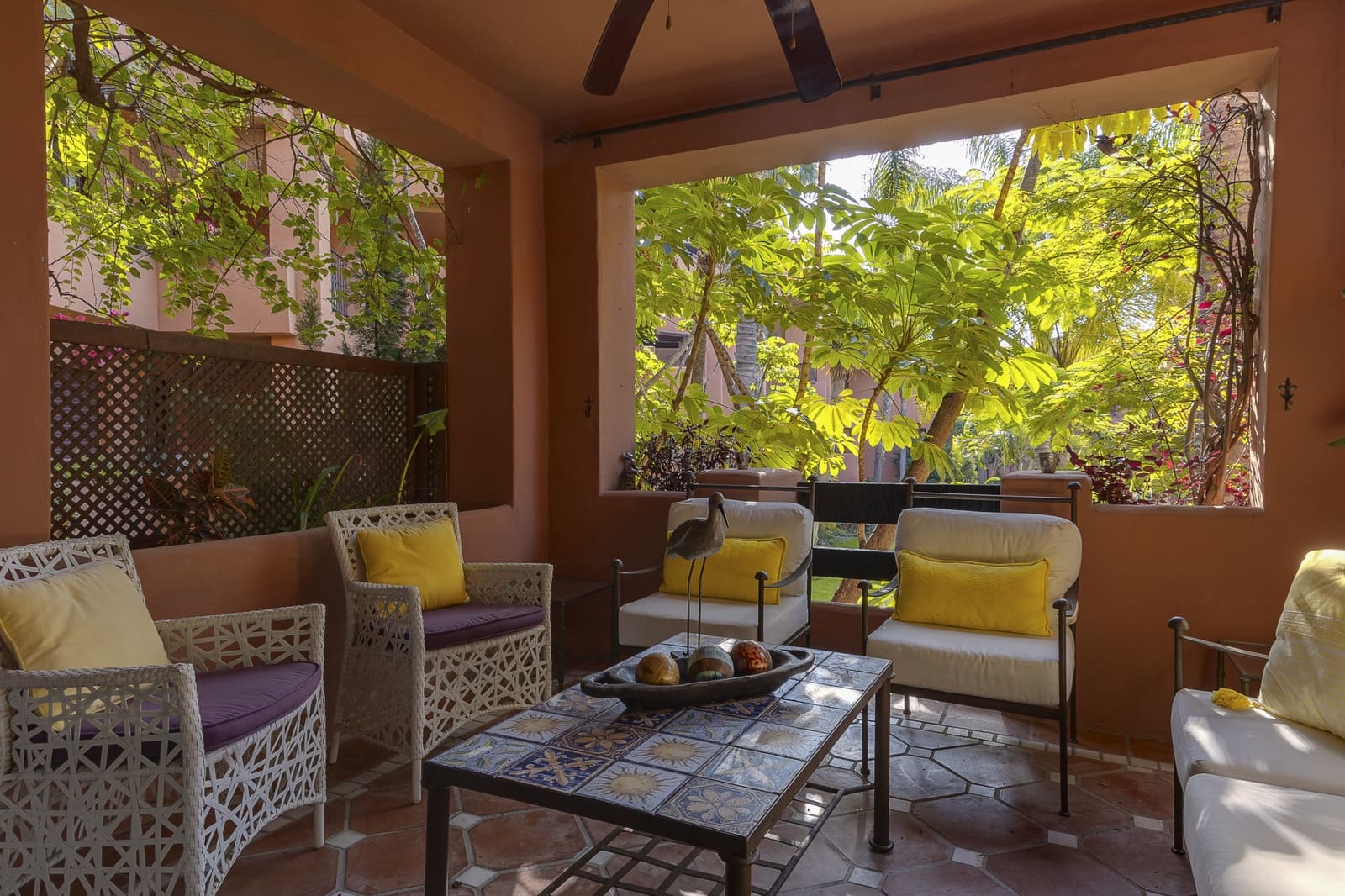 3 Zimmer Apartment zu verkaufen in Marbella mit Pool Garage - 750.000 € (Ref: 9455945)