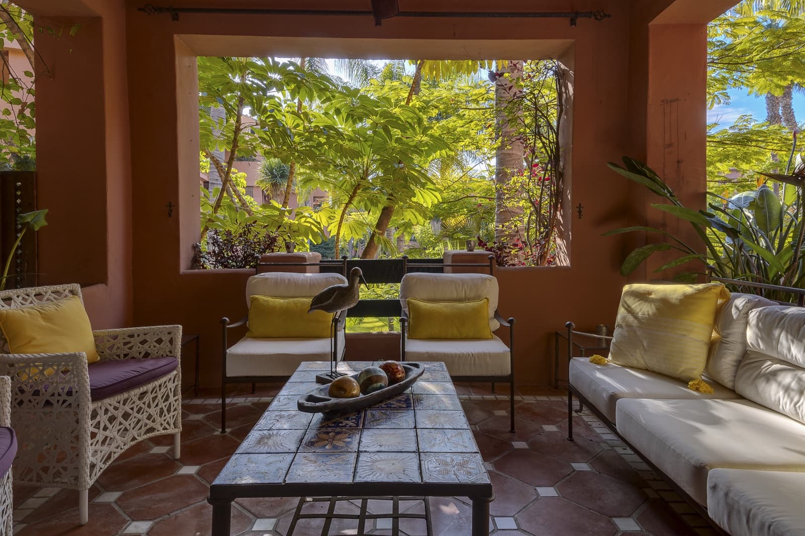 3 Zimmer Apartment zu verkaufen in Marbella mit Pool Garage - 750.000 € (Ref: 9455945)