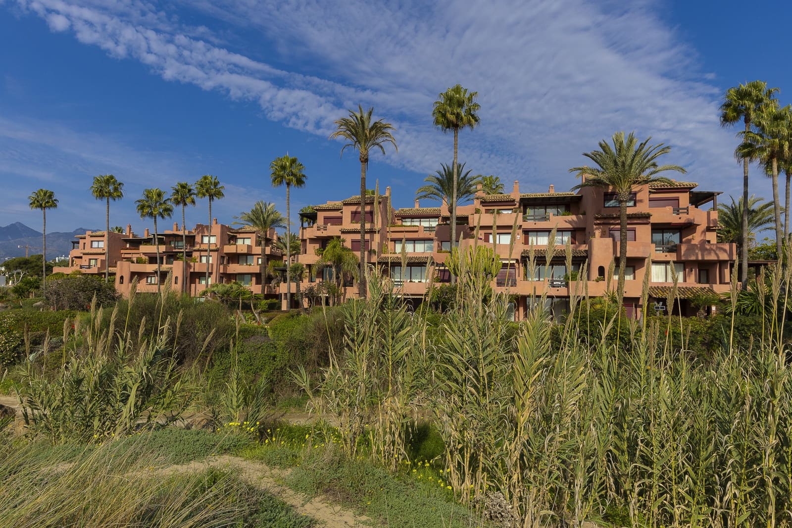 3 Zimmer Apartment zu verkaufen in Marbella mit Pool Garage - 750.000 € (Ref: 9455945)