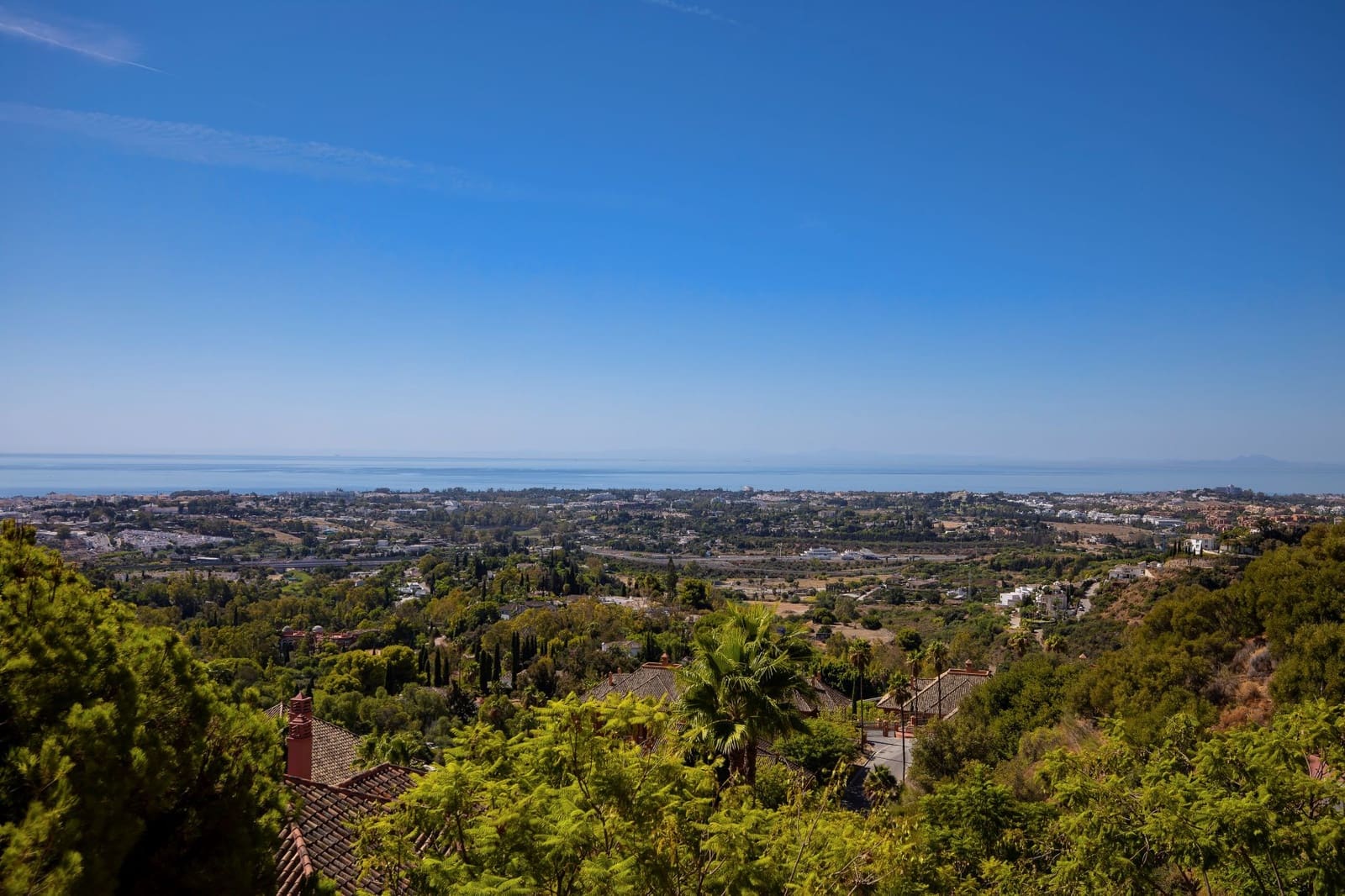 2 bedroom Apartment for sale in Monte Halcones with pool garage - € 595,000 (Ref: 9465569)