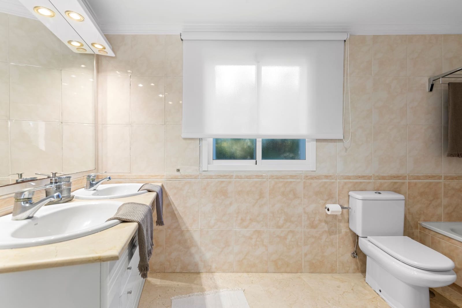 3 camera da letto Appartamento in vendita in Estepona con piscina garage - 650.000 € (Rif: 9496943)