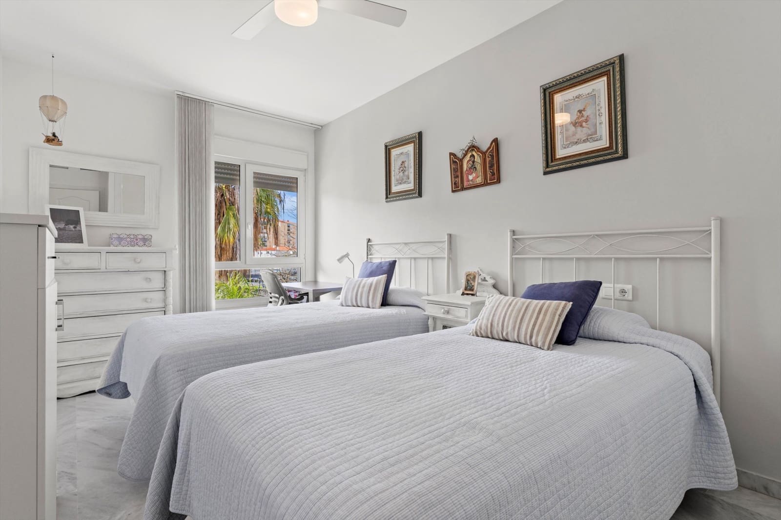 3 bedroom Penthouse for sale in San Pedro de Alcantara with pool garage - € 930,000 (Ref: 9533124)