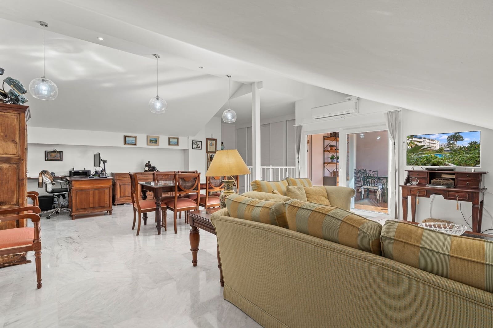 3 sovrum Takvåning till salu i San Pedro de Alcantara med pool garage - 895 000 € (Ref: 9533124)