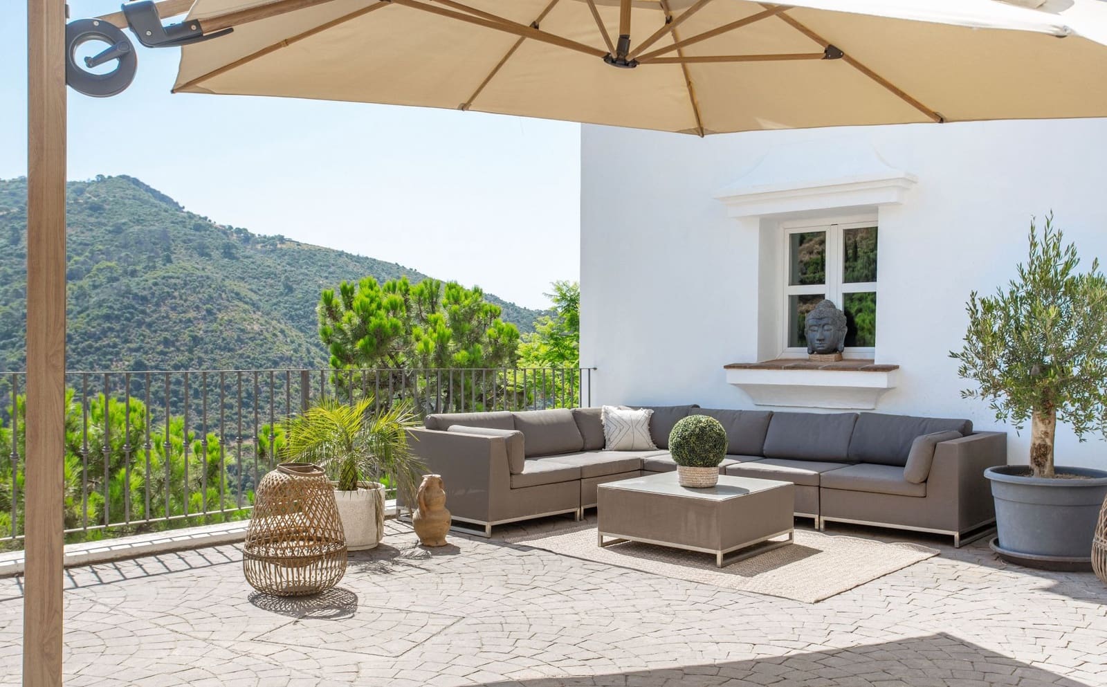 5 camera da letto Villa in vendita in Benahavis con piscina garage - 2.300.000 € (Rif: 9535480)