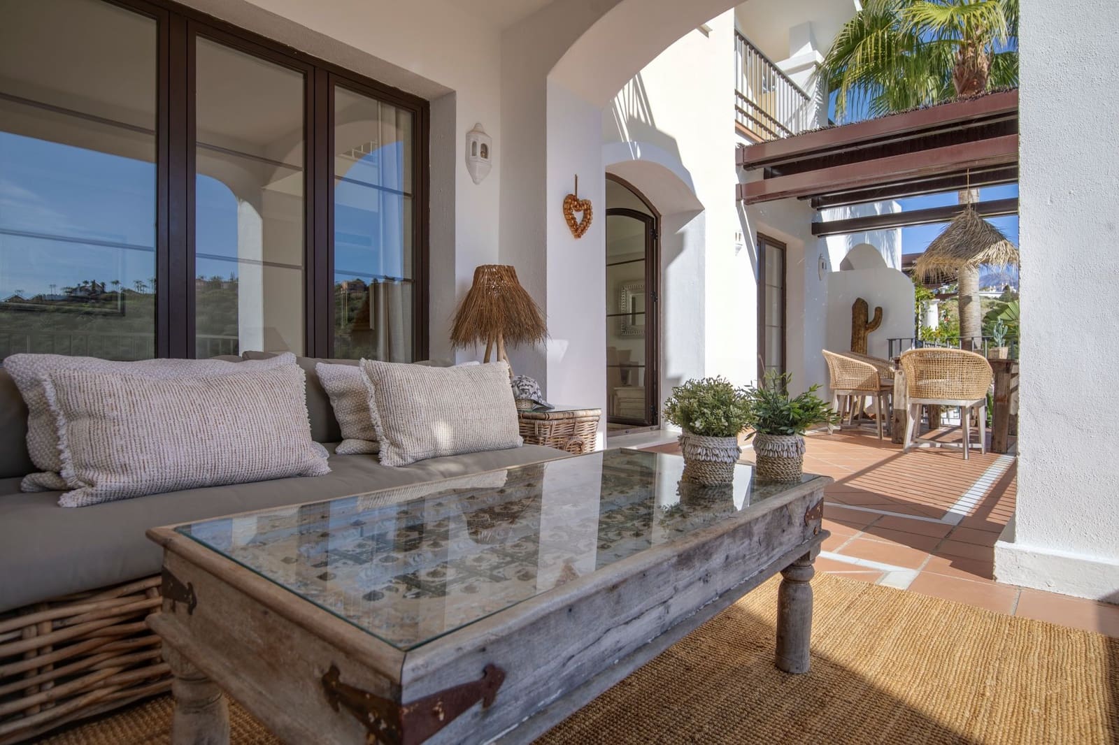 4 quarto Casa em Banda para venda em Benahavis com piscina garagem - 1 050 000 € (Ref: 9568172)