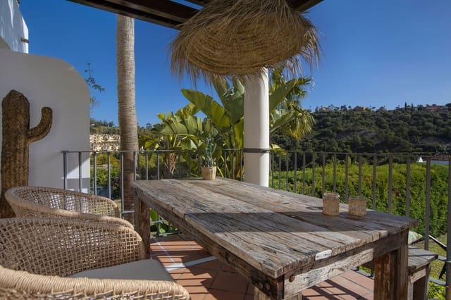 4 sypialnia Dom na sprzedaż w Los Arqueros - Puerto del Almendro, Benahavís z basenem garażem - 1 050 000 € (Ref: 9568172)