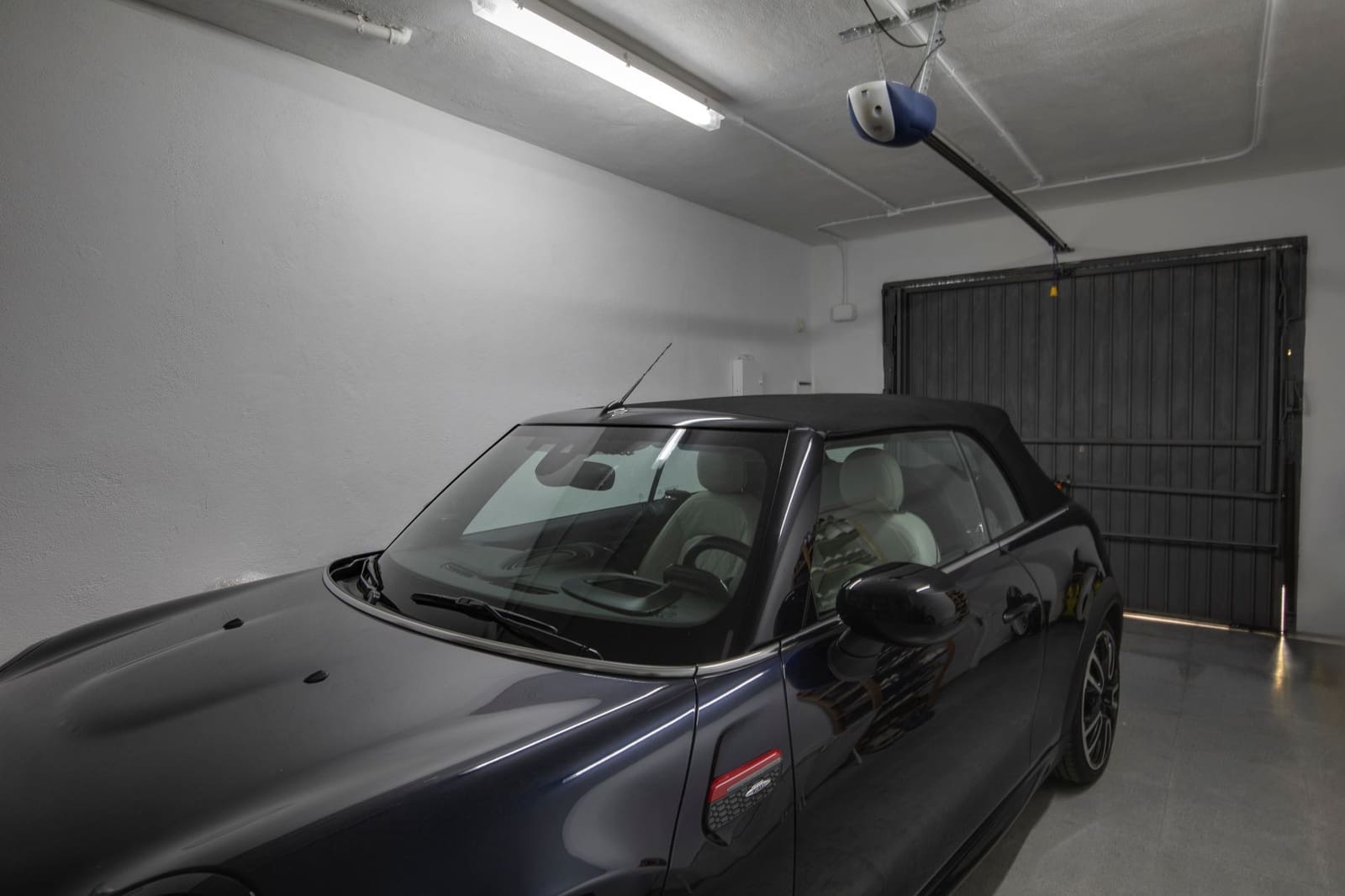 4 quarto Casa em Banda para venda em Benahavis com piscina garagem - 1 050 000 € (Ref: 9568172)