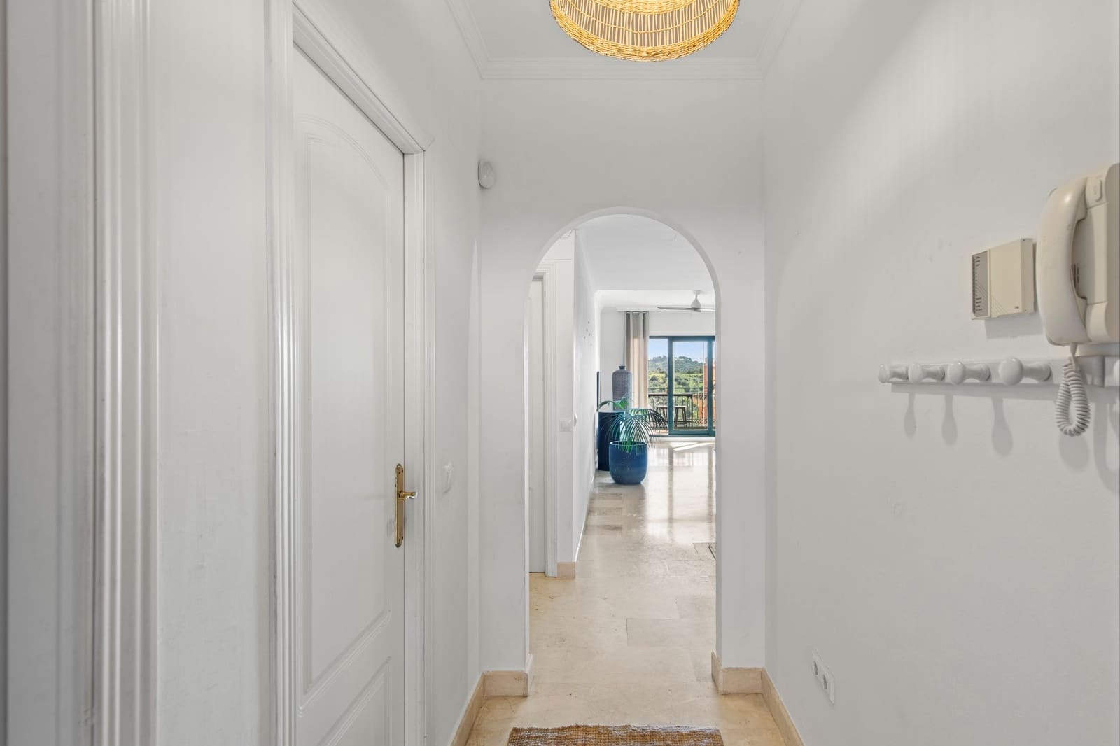 2 Zimmer Apartment zu verkaufen in Marbella mit Pool Garage - 395.000 € (Ref: 9619035)