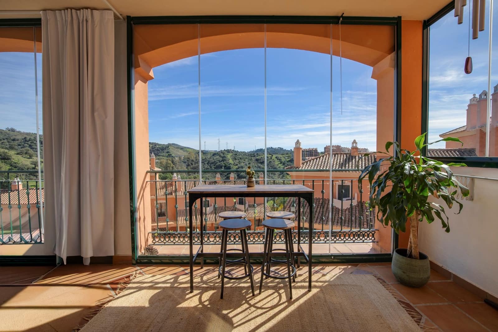 2 Zimmer Apartment zu verkaufen in Marbella mit Pool Garage - 395.000 € (Ref: 9619035)