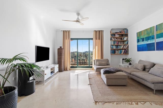 2 sypialnia Apartament na sprzedaż w Santa María, Marbella z basenem garażem - 395 000 € (Ref: 9619035)