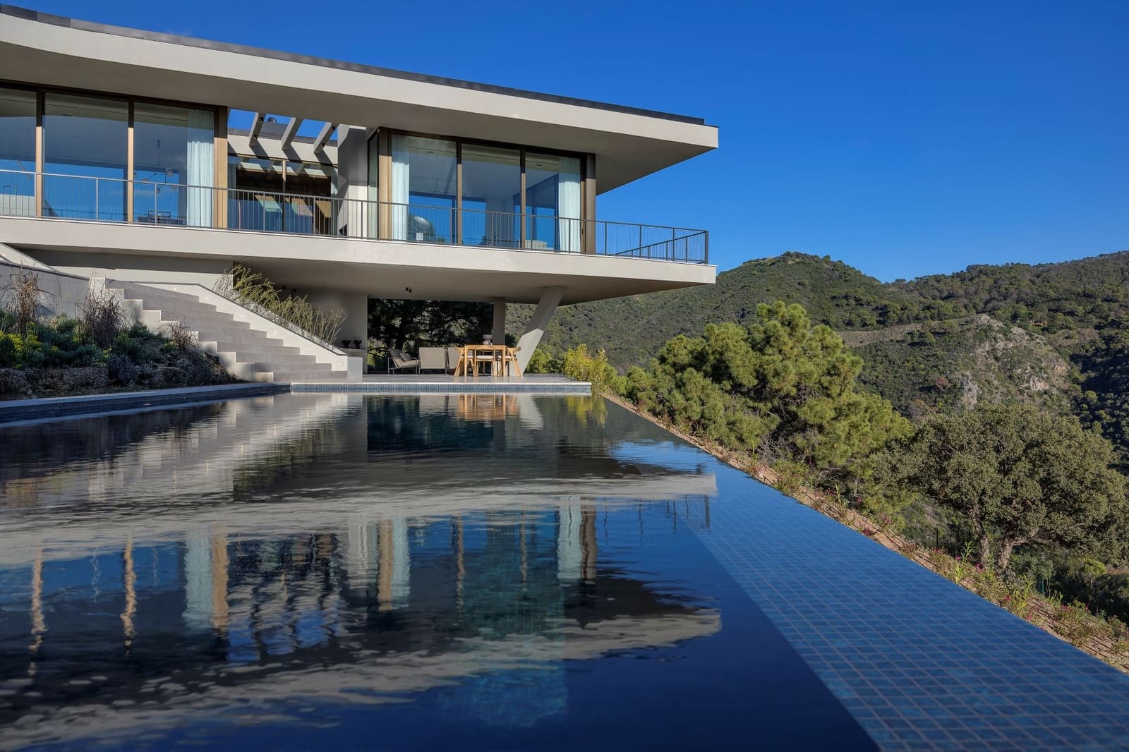 5 makuuhuone Huvila myytävänä paikassa Benahavis mukana uima-altaan 
autotalli - 4 590 000 € (Ref: 9634020)