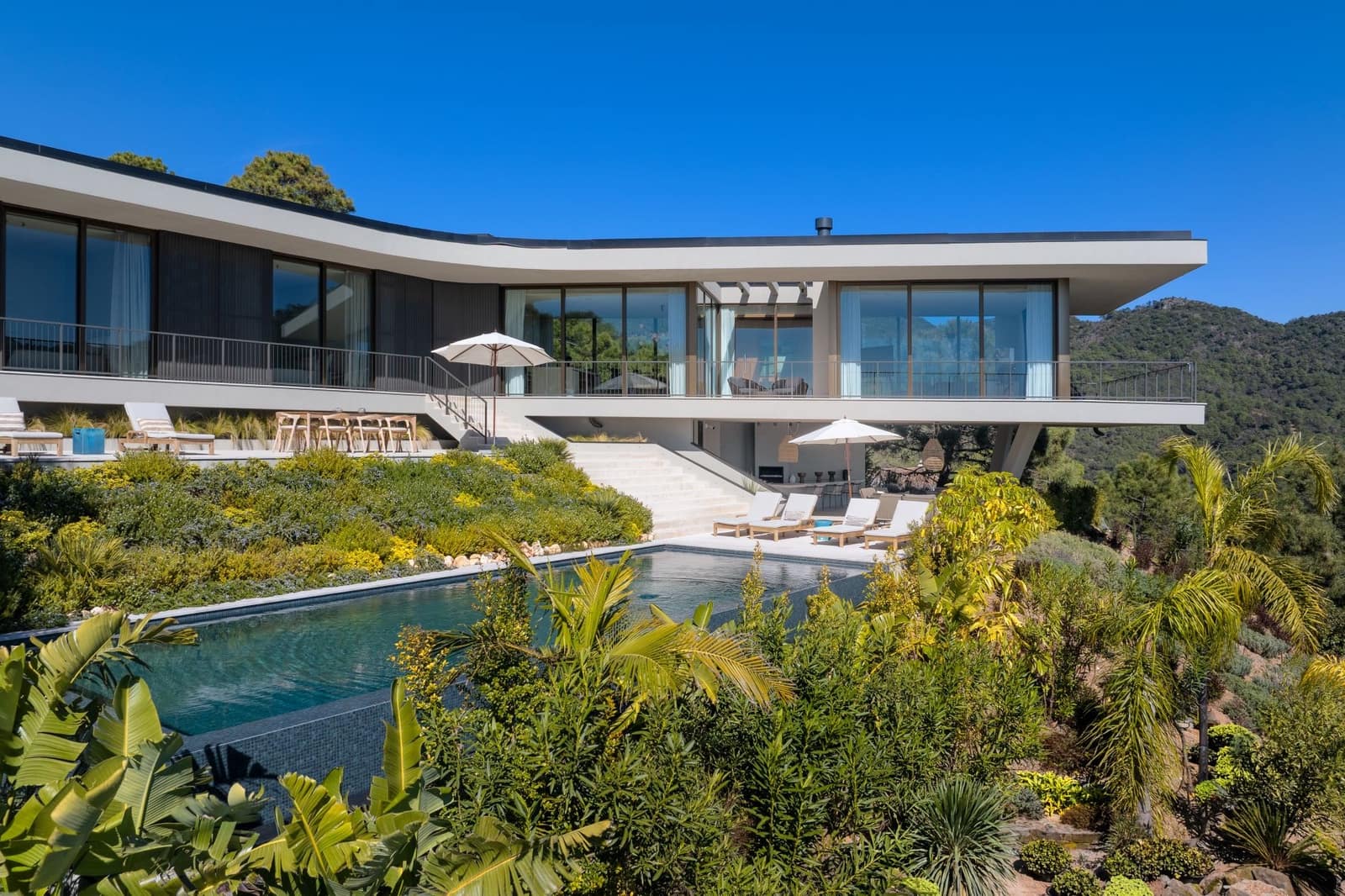 5 makuuhuone Huvila myytävänä paikassa Benahavis mukana uima-altaan 
autotalli - 4 590 000 € (Ref: 9634020)